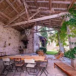 Vakantiehuis Clos Michel - Piscine - Nature & Calme Saint-Michel-de-Vax